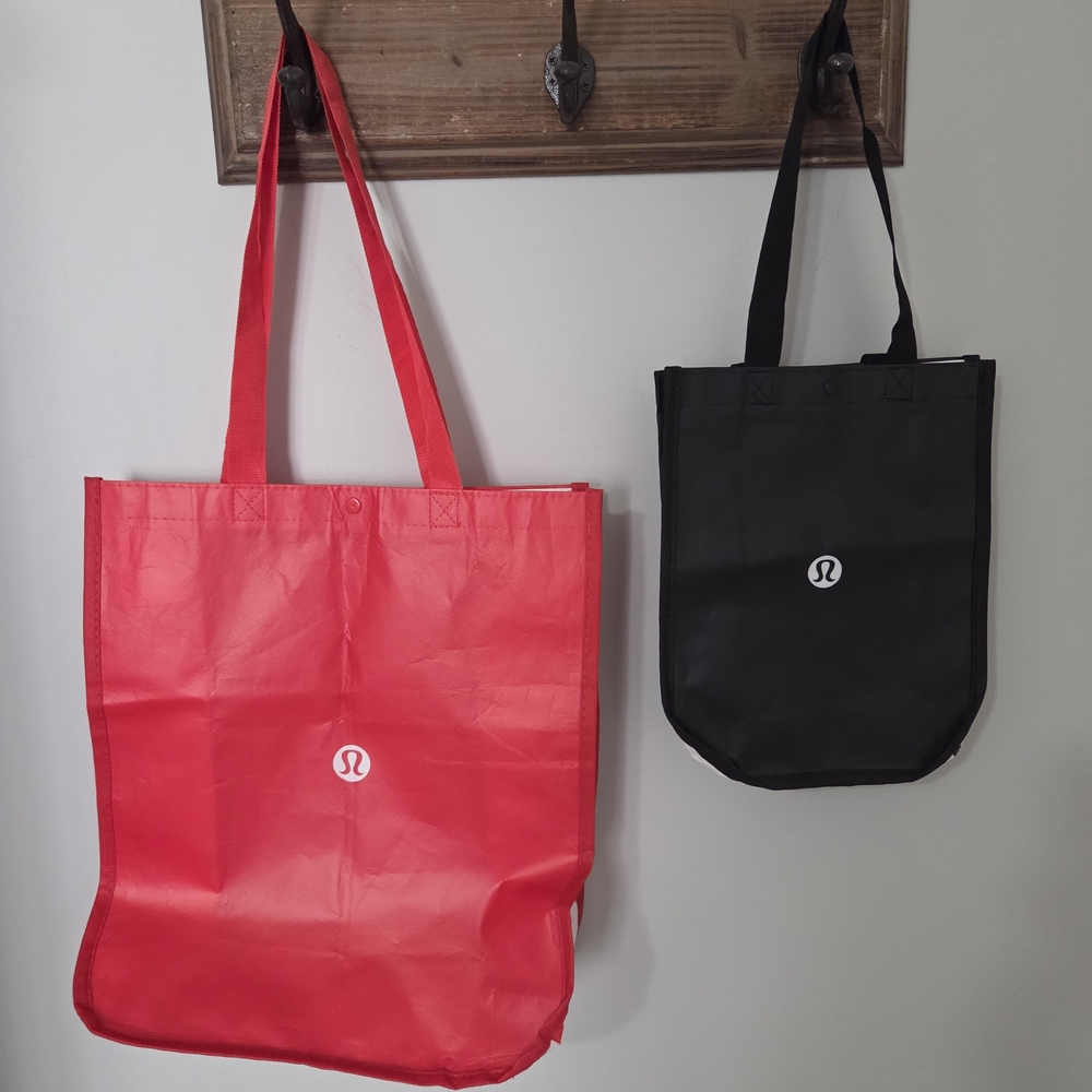 lululemon athletica 2 Reuseable Bag Set - 1 Large Red + 1 Small Black Tote Bag